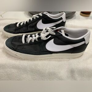 Nike Blazer Low '77 Vintage size 14